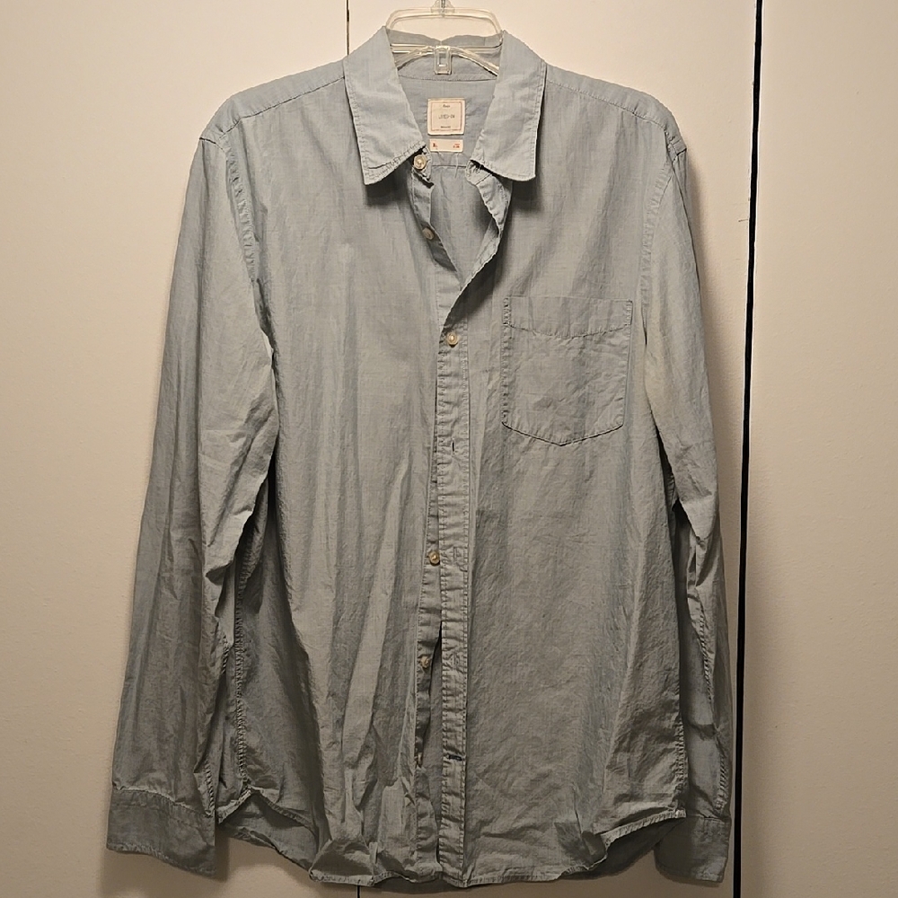 GAP Men's Light Blue Button Down Shirt